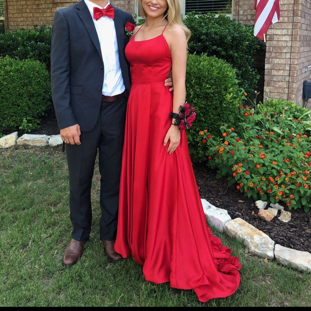 Sherri hill prom dress